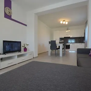 kuca-mia.hotelinzadar.com/